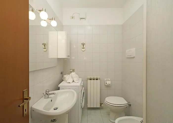 Susie's Place 아파트 시르미오네